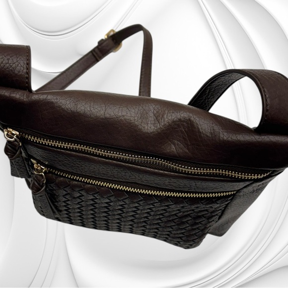 FALLS CREEK Brown WOVEN FRONT POCKET NS CROSSBODY Purse - Picture 4 of 5